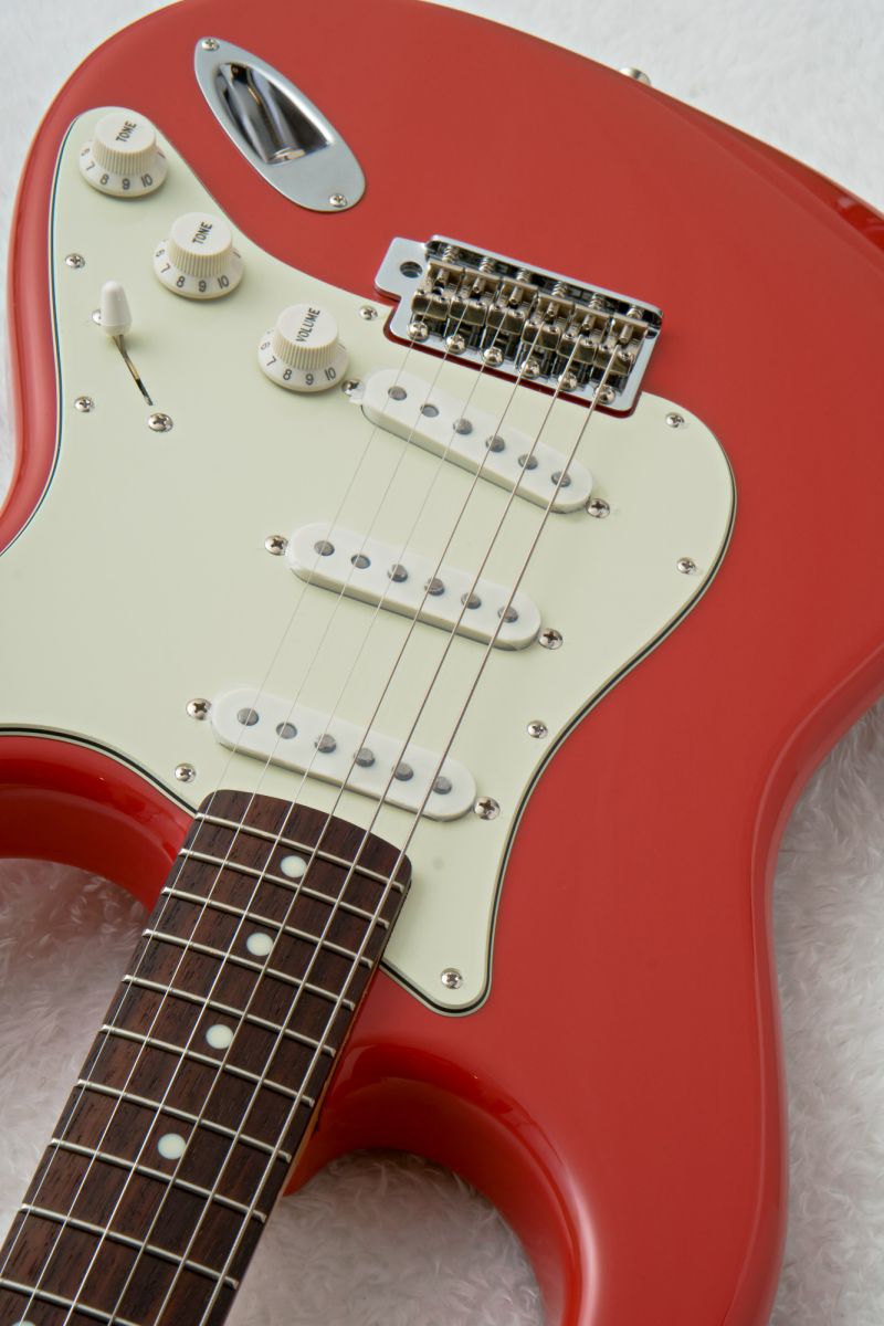 FSR Made in Japan Traditional II 60s Stratocaster Fiesta Red / FRD
