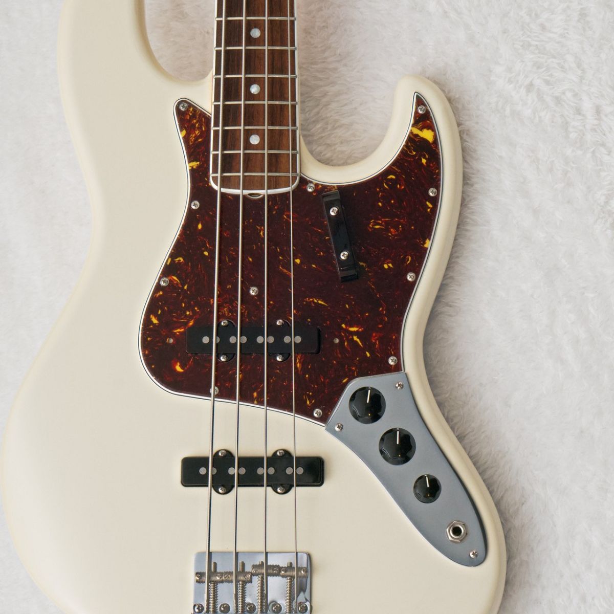 American Vintage II 1966 Jazz Bass Olympic White | 【クロサワ楽器