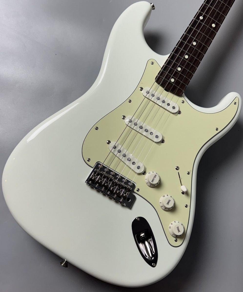 FSR Made in Japan Traditional II 60s Stratocaster -Olympic White