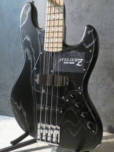 黒 系、4弦のベース検索結果一覧 | 【クロサワ楽器店オンライン