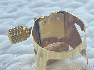 Optimum アルトサックスリガチャー | 【クロサワ楽器店オンライン