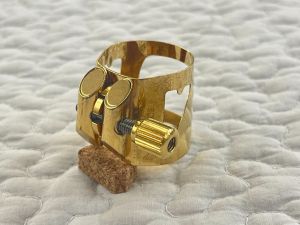 Vandoren Optimum アルトサックスリガチャー 【中古】【サックス専門店】