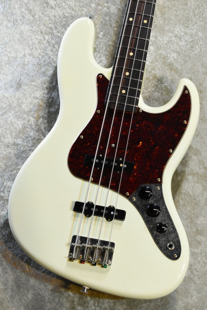TRAD MASTER BETA-J4 -Vintage White /Light Aged- #25G08