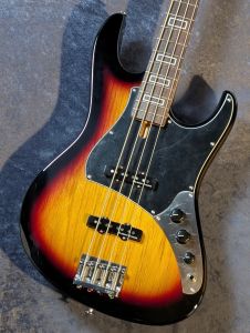 サンバースト 系のベース検索結果一覧 | 【クロサワ楽器店オンライン