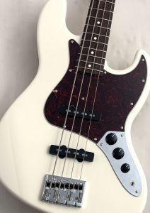 白 系、4弦のベース検索結果一覧 | 【クロサワ楽器店オンライン