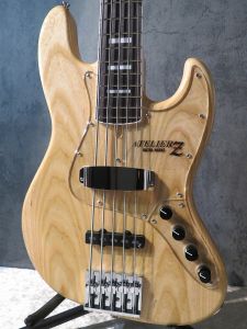 ローズウッド指板、池袋店エレキ本館のベース検索結果一覧