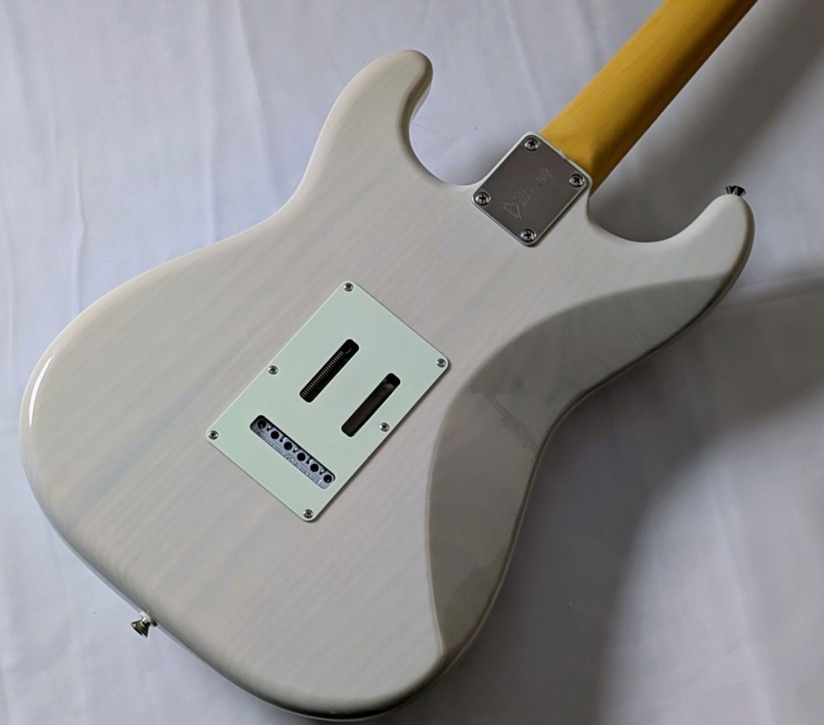 NST110MAH-WB/01 B240508 | 【クロサワ楽器店オンラインショップ】いい