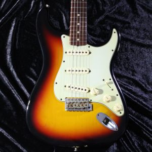 Fender Custom Shop、サンバースト 系のエレキギター検索結果一覧