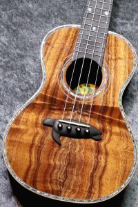 BIG ISLAND KX-CTG #230399 【コンサート】【ハワイアンコア単板】【選定品】【池袋店在庫品】