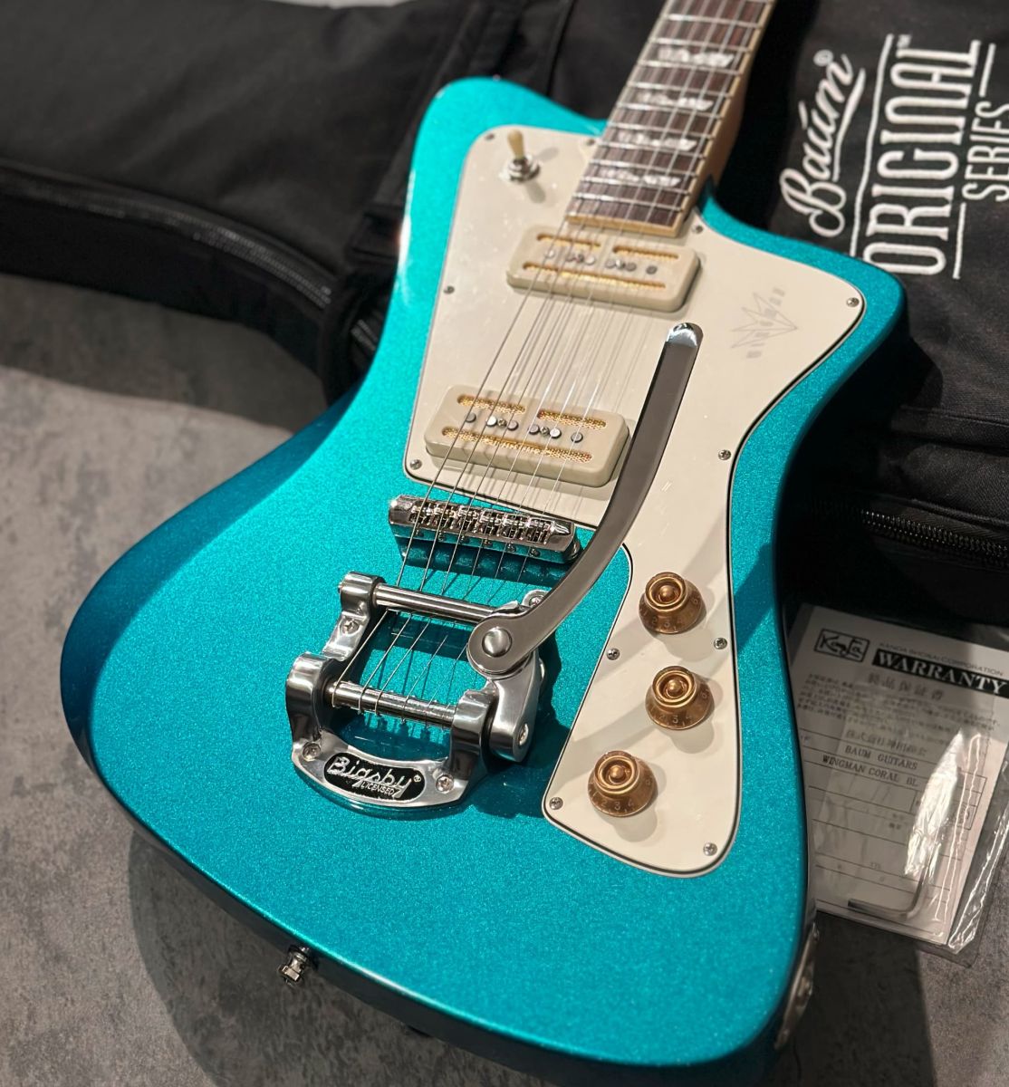 Baum Guitars Wingman-W with Tremolo ~Coral Blue~ #WM00628