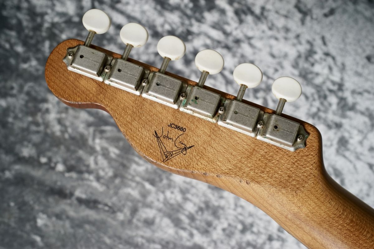 Master Built Irish Roots Telecaster Relic / Natural by John Cruz