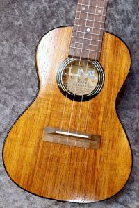 KUMU Ukulele 【USED】 CF-52A 【コンサート】【薄胴ウクレレ!】【ピックアップ搭載】【池袋在庫品】