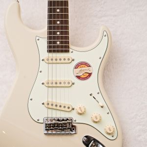 ストラト タイプの商品検索結果一覧 | 【クロサワ楽器店オンライン