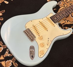 FREEDOM CUSTOM GUITAR RESEARCH、青 系のエレキギター検索結果一覧