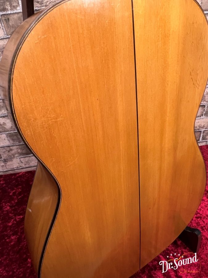 コンデ・エルマノス Conde Hermanos Calle Santiago Maganto工房