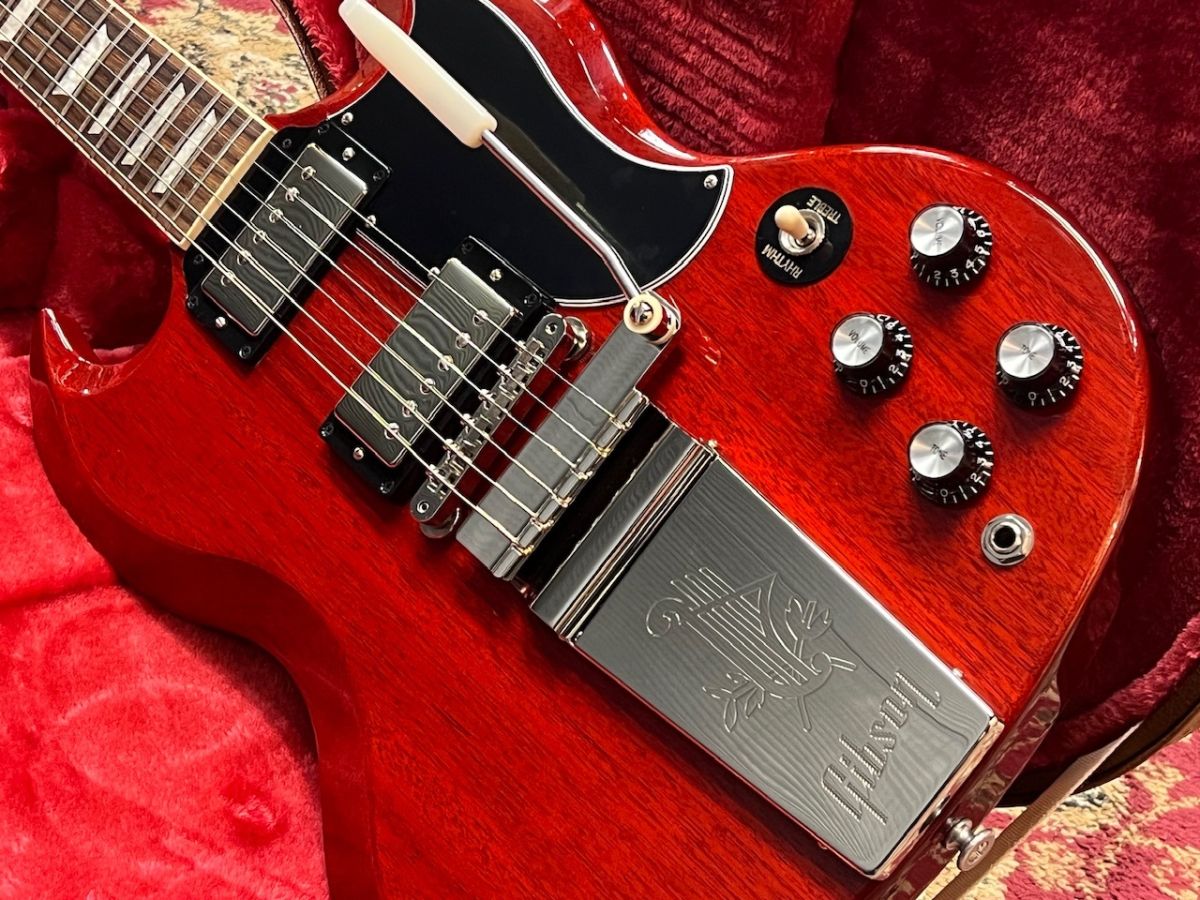 マエストロ　SG Gibson USA / SG Standard 61 Maestro Vibrola Vintage Cherry