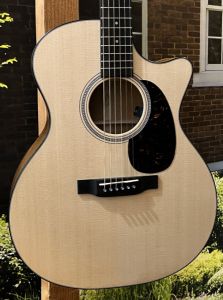 Martin、30万円～50万円未満、G-Club Tokyoのアコースティックギター