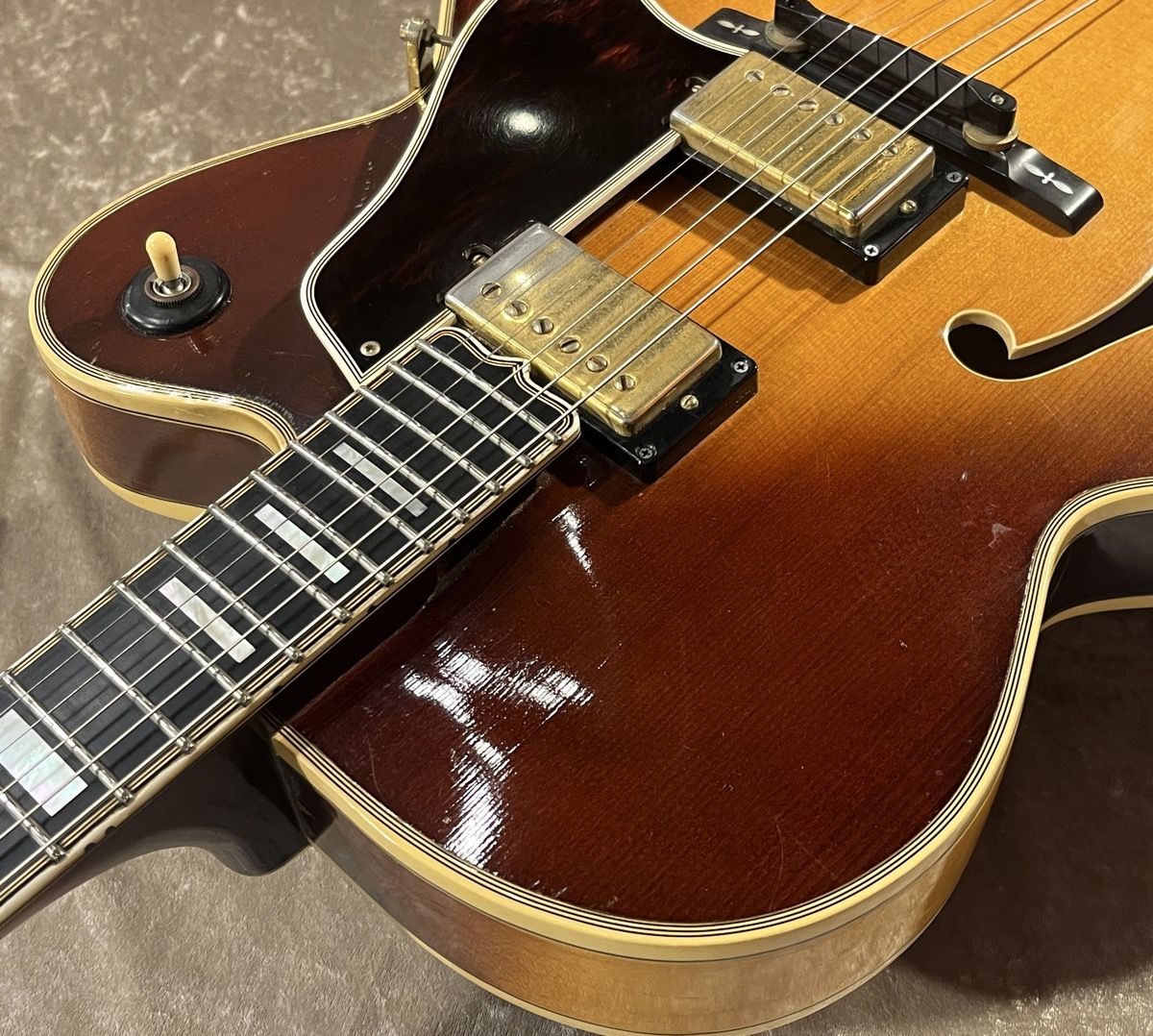 Byrdland Sunburst 1974-75年製 | 【クロサワ楽器店オンラインショップ