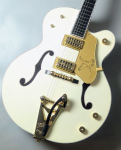 フルアコエレキギター 美品！美しい木目！ビグスビーアーム フルアコエレキギター 美品！美しい木目！ビグスビーアーム 【公式通販】