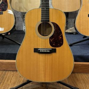 Martin、ドレッドノート タイプのアコースティックギター検索結果一覧