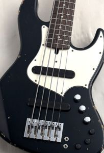 黒 系、22フレットのベース検索結果一覧 | 【クロサワ楽器店オンライン