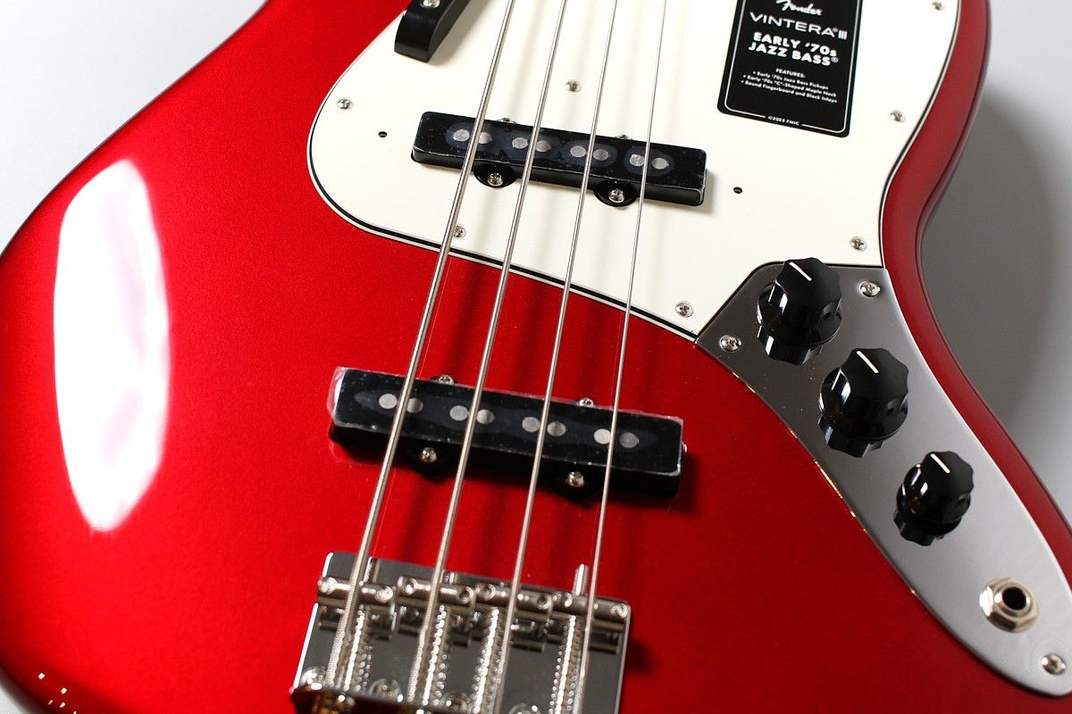 Vintera III Early 70s Jazz Bass CAR / Candy Apple Red | 【クロサワ
