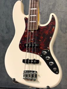 Moon Guitarsのベース検索結果一覧 | 【クロサワ楽器店オンライン