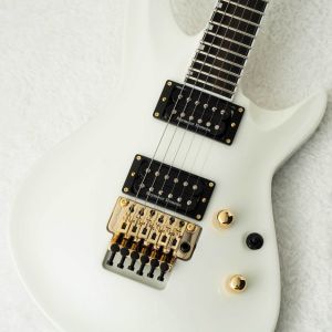 白 系、10万円～20万円未満のエレキギター検索結果一覧 | 【クロサワ