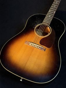 Gibson Custom Shop、サンバースト 系のアコースティックギター検索