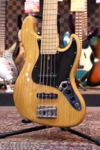 FUJIGEN(FGN)、ナチュラル / 木目 系のベース検索結果一覧