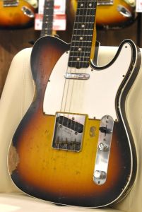 Fender Custom Shop、サンバースト 系のエレキギター検索結果一覧