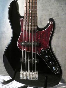 黒 系、5弦のベース検索結果一覧 | 【クロサワ楽器店オンライン