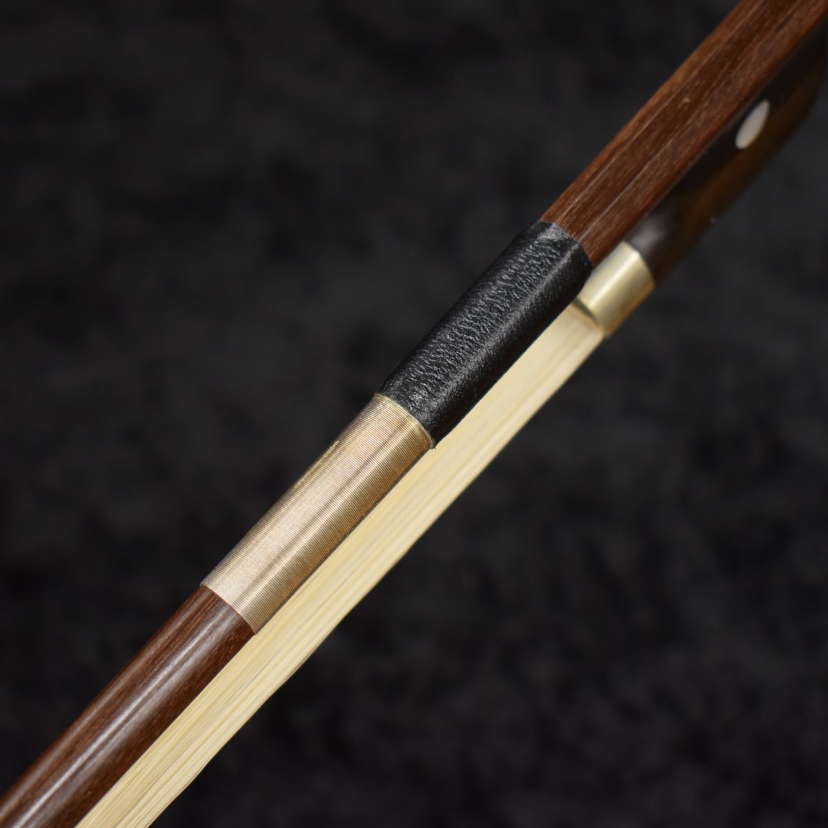 Karl Muller No.6 ケース付き コントラバス 弓 中古 良好 No.6 | 【クロサワ楽器店オンラインショップ】いい楽器とのいい出会い