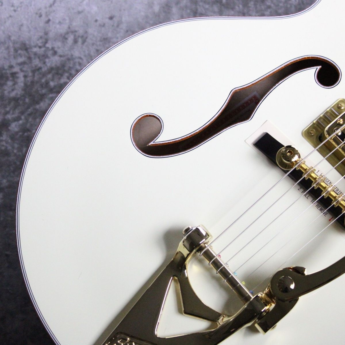 美品エレキギター G6136T-59 Vintage Select Edition '59 Falcon ~white~ #JT26041125