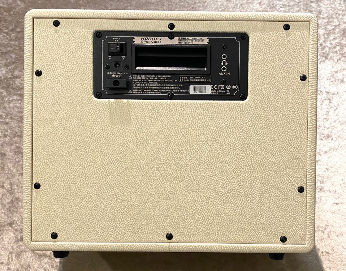 Mooer　Hornet 30W White (管理キ) Mooer Hornet 30W White