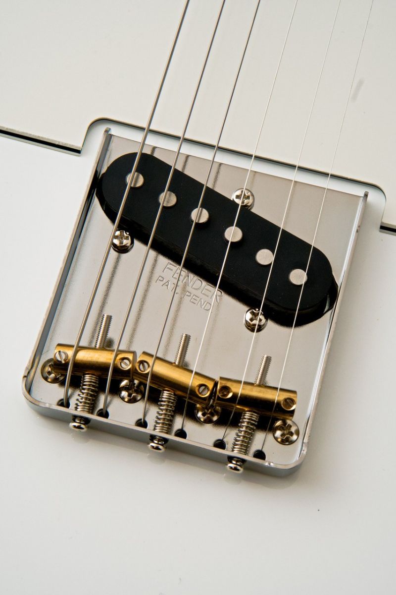 MIJ HYBRID II TELECASTER Arctic White / AWT | 【クロサワ楽器店