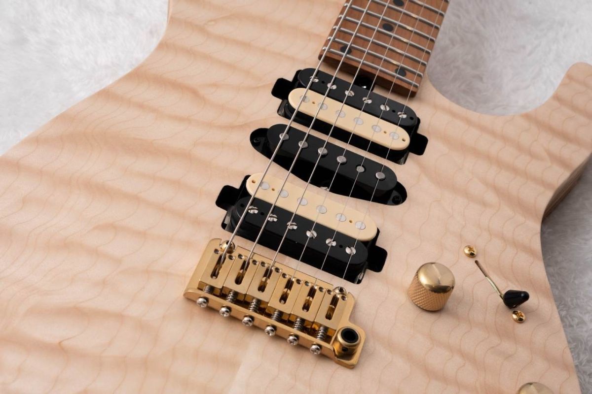 DST Pro 24 5A Quilt Maple w/Reverse Head -Natural / Steps Natural