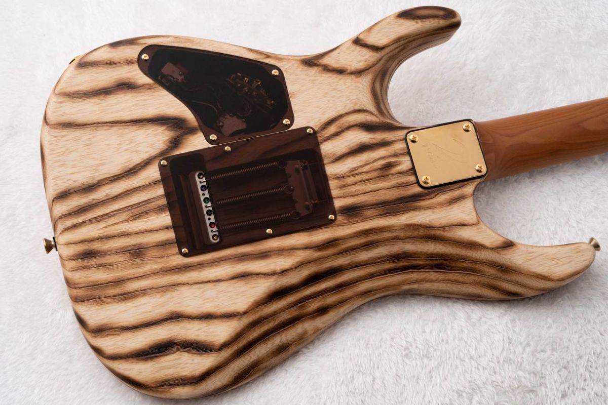 DST Pro 24 5A Quilt Maple w/Reverse Head -Natural / Steps Natural