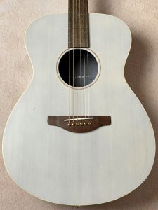 アコースティックギター 白 ホワイト 白 系のアコースティックギター検索結果一覧 | 【クロサワ楽器店