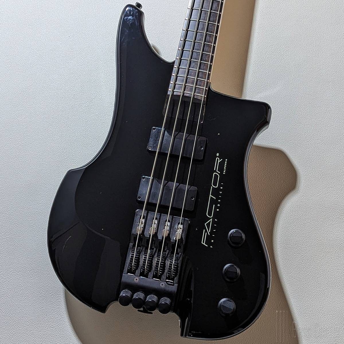 その他 EX Factor -Black-【1989/USED】【4.04kg】【Made by Fender