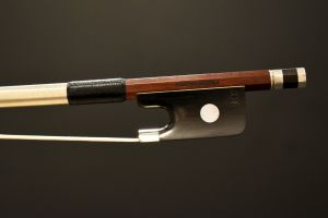 チェロ弓、20万円～30万円未満の弦楽器検索結果一覧 | 【クロサワ楽器