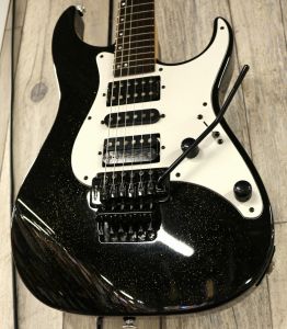 ストラト タイプ、Moon Guitarsのエレキギター検索結果一覧