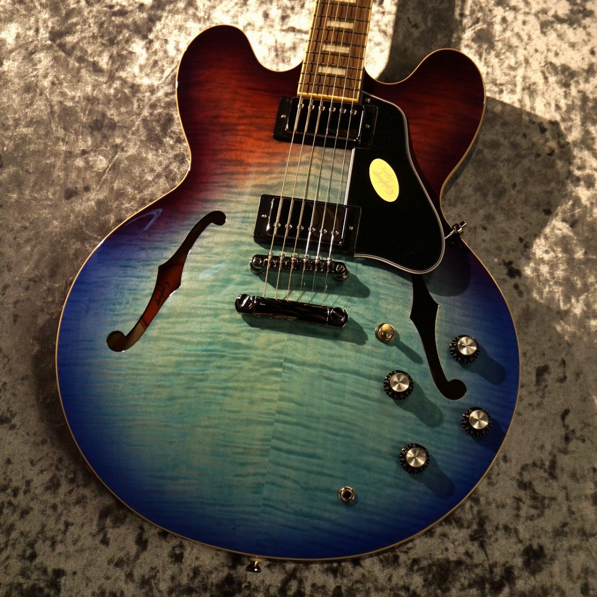 NEW】Inspired by Gibson ES-335 Figured ～Blueberry Burst