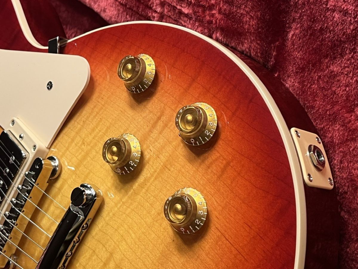 Les Paul Standard '50s Figured Top Heritage Cherry Sunburst