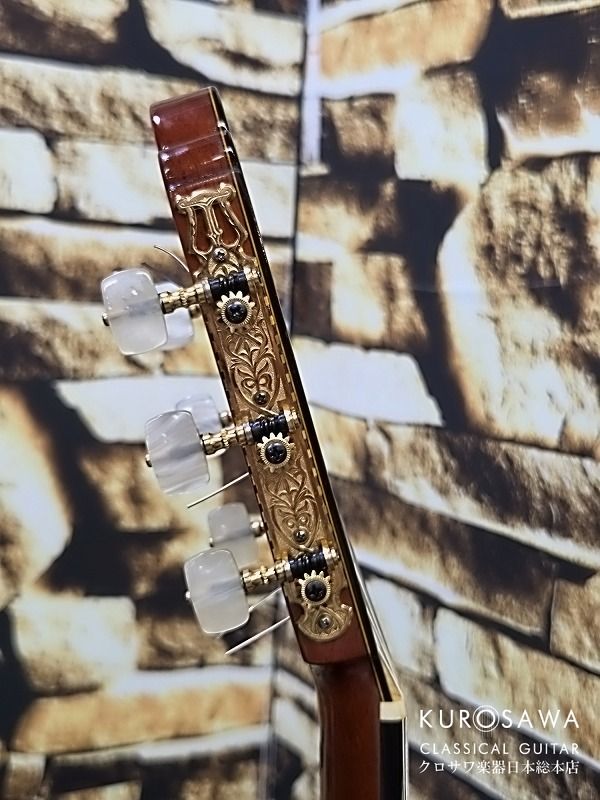 1977年製 No.2000 松・ハカランダ 為書ラベル | 【クロサワ楽器店