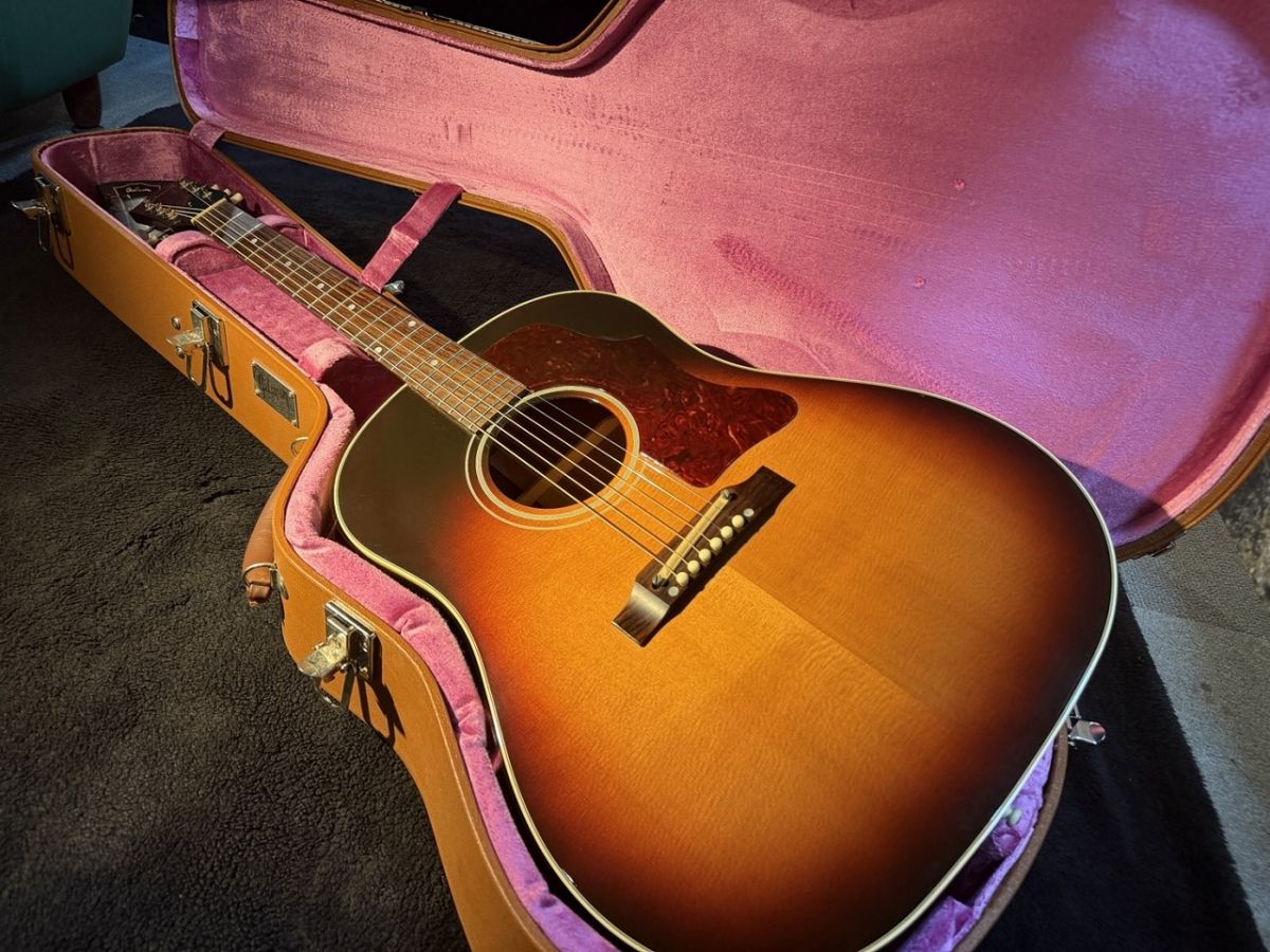 Custom Shop 1967 J-45 Vintage Sunburst | 【クロサワ楽器店 