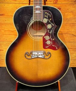 Gibson Custom Shop、サンバースト 系のアコースティックギター検索