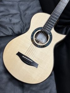 K.Yairi、ハードケースのアコースティックギター検索結果一覧