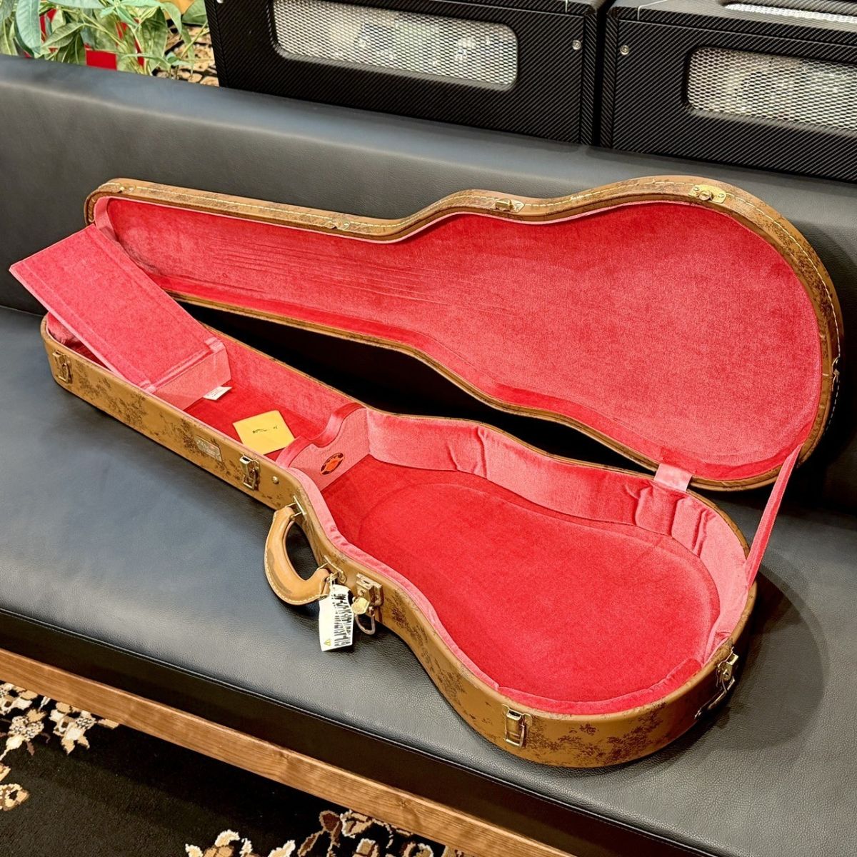 Gibson LIfton Historic 5-Latch Brown/Pink Hardshell Case