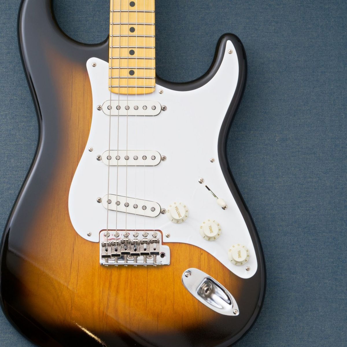 STV-R1 -2Tone Sunburst- 【3.51kg】 | 【クロサワ楽器店オンライン